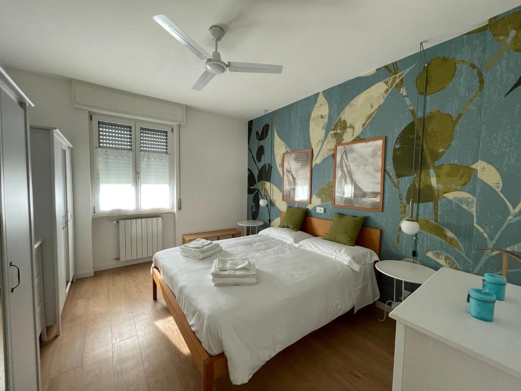 Appartamento Con Vista Lago Тосколано Мадерно Екстериор снимка